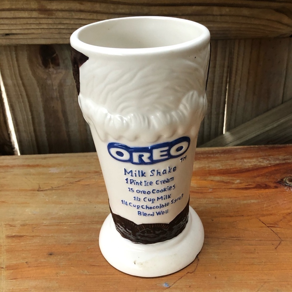 Nabisco Oreo Cookie Milkshake Tall Ceramic Footed Cup with Yummy Recipe